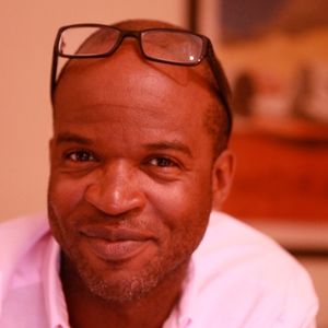 Meet your Posher, Emmanuel